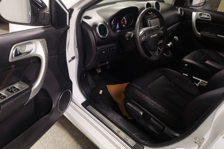 哈弗H6 2016款 升级版 1.5T 手动两驱精英型中控内饰20