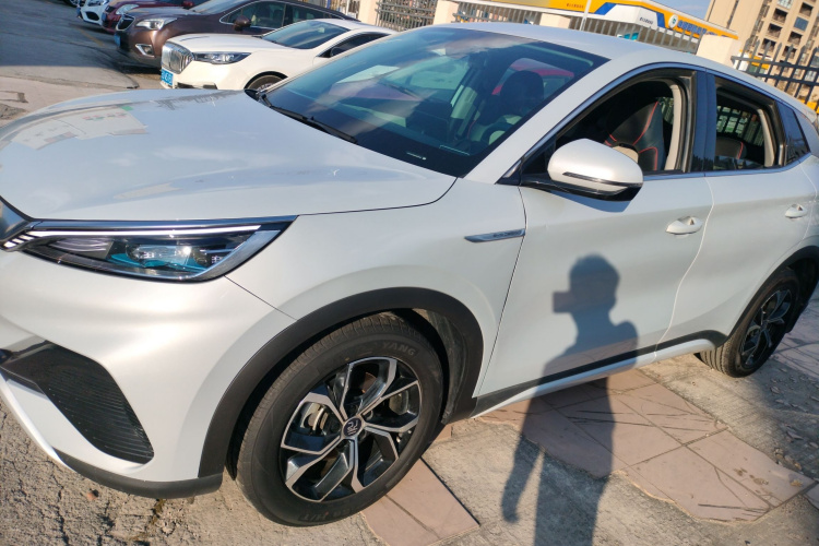 比亚迪 元PLUS 2022款 510KM 尊荣型车身外观4