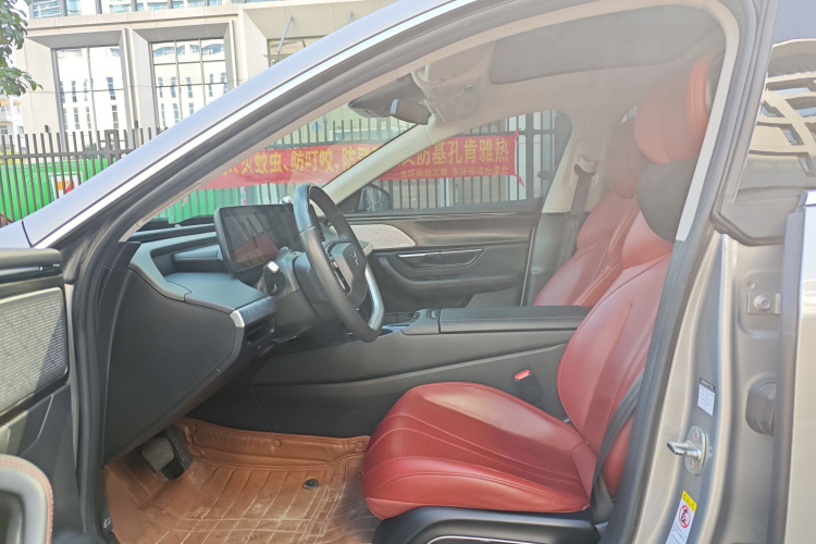 小鹏P7 2022款 670N+中控内饰7010