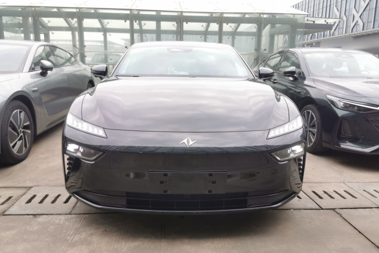 东风奕派 eπ007 2024款 530Pro版车身外观2