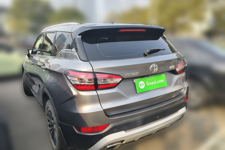 中华V6 2018款 1.5T 自动尊贵型车身外观6003