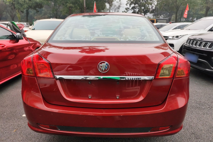 别克 凯越 2013款 1.5L 自动经典型车身外观6