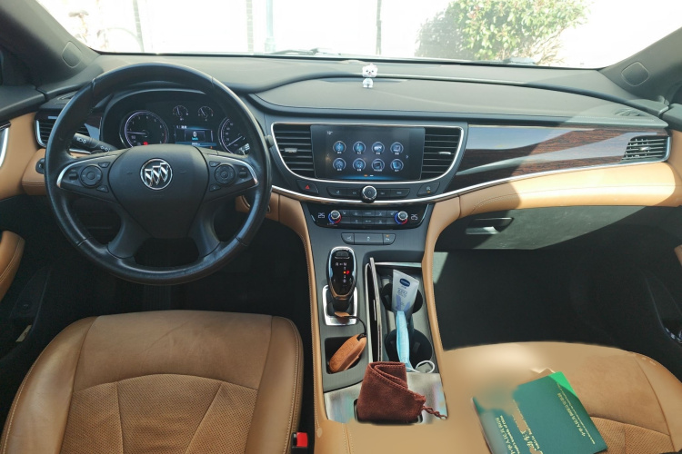 别克 君越 2018款 28T 精英型中控内饰7002