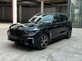 宝马X5 2022款 改款 xDrive 40Li M运动套装