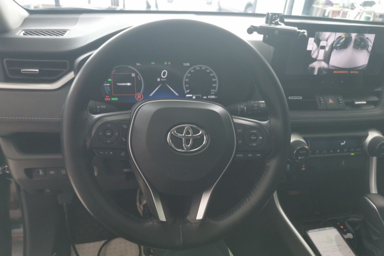 丰田 RAV4荣放 2023款 双擎 2.5L E-CVT两驱精英Plus版局部细节13