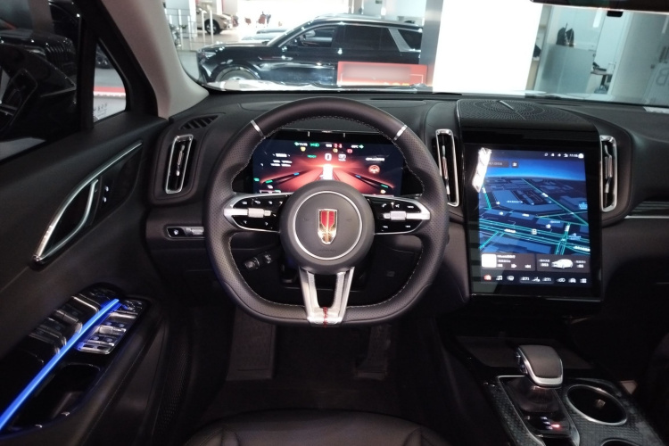 红旗HS3 PHEV 2024款 PHEV 115km 劲为版中控内饰13