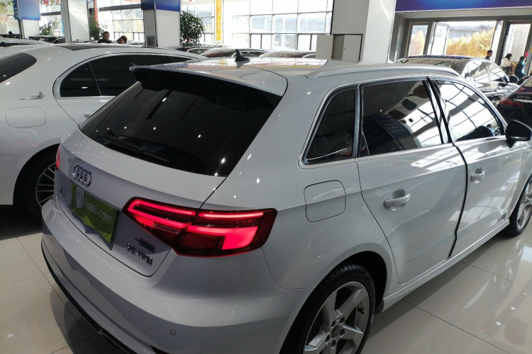 奥迪A3 2020款 Sportback 35 TFSI 时尚型 国VI车身外观7