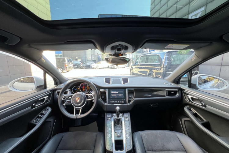 保时捷 2017款  Macan 2.0T中控内饰7003