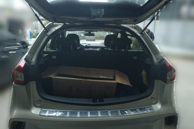 吉利汽车 远景X3 2017款 1.5L 手动尊贵型中控内饰23