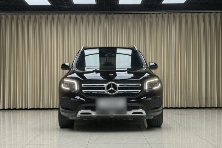 奔驰GLB 2021款 GLB 200 动感型车身外观6002