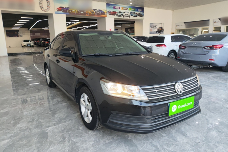 大众 朗逸 2015款 1.6L 手动风尚版车身外观3