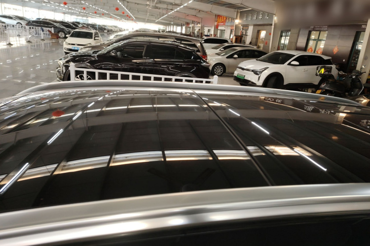 奔驰GLC 2022款 改款三 GLC 260 L 4MATIC 动感型局部细节57