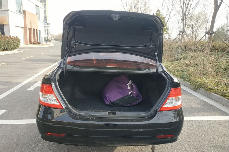 比亚迪F3 2018款 1.5L 手动经典型机舱底盘23