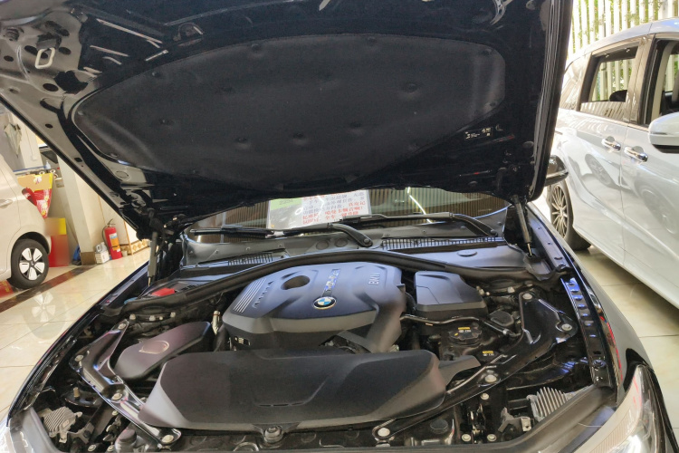 宝马2系(进口) 2019款 225i 敞篷轿跑车 尊享型 M运动套装局部细节24