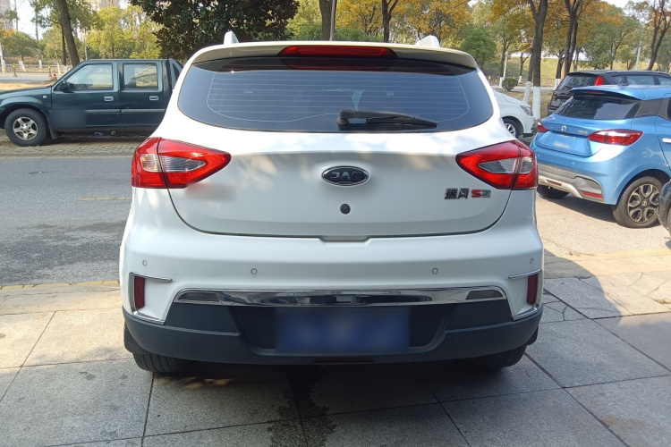 江汽集团 瑞风S2 2017款 1.5L CVT豪华型车身外观6