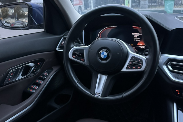 宝马3系 2020款 320Li M运动套装中控内饰7002