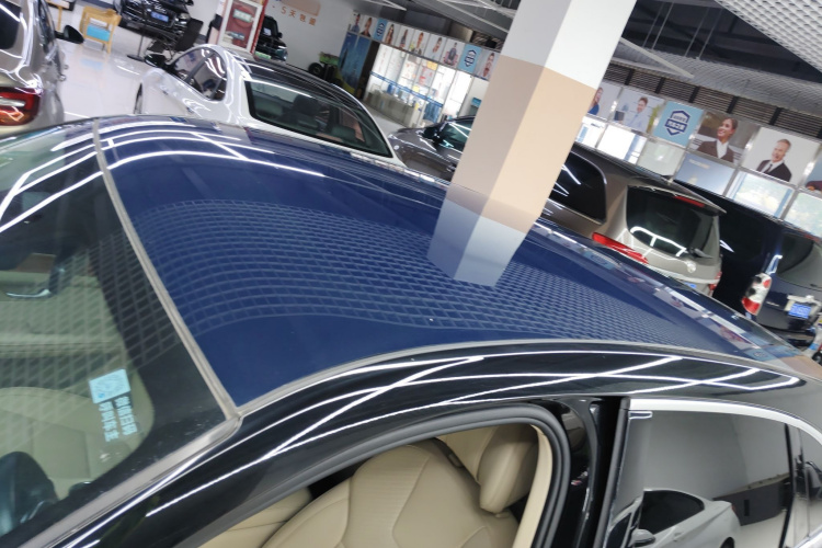 鸿蒙智行 问界M5 2022款 纯电四驱性能版局部细节57