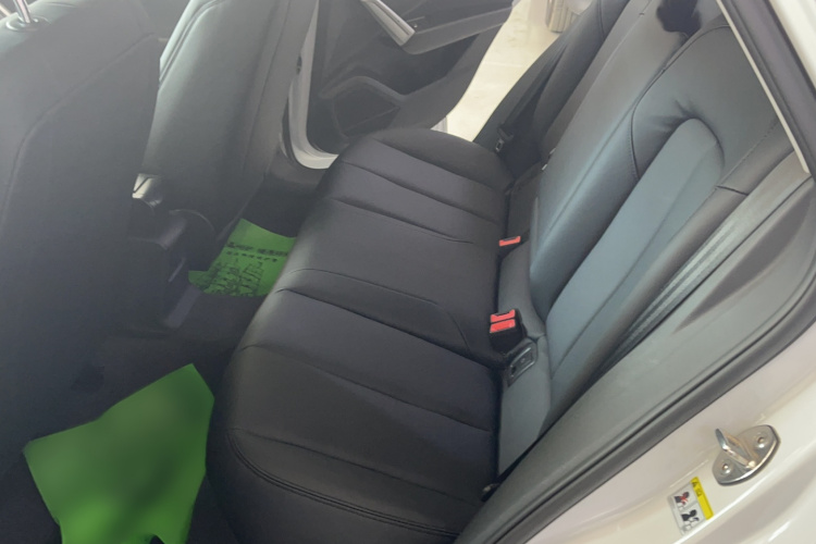 奥迪Q2L 2021款 35 TFSI 进取动感型中控内饰7001