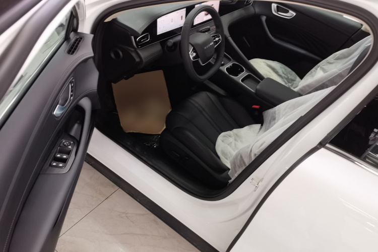 荣威D7 2025款 DMH 125km 世界冠军版中控内饰20