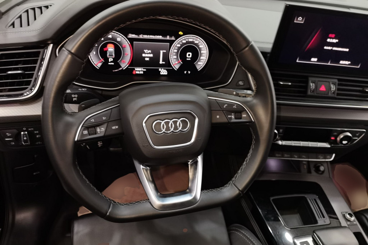 奥迪Q5L 2022款 40T 豪华动感型中控内饰13