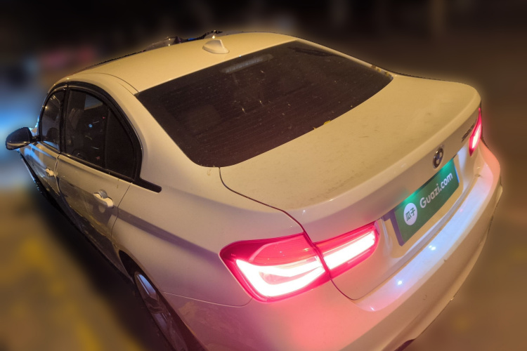 宝马3系 2018款 320Li 领先型M运动套装车身外观5