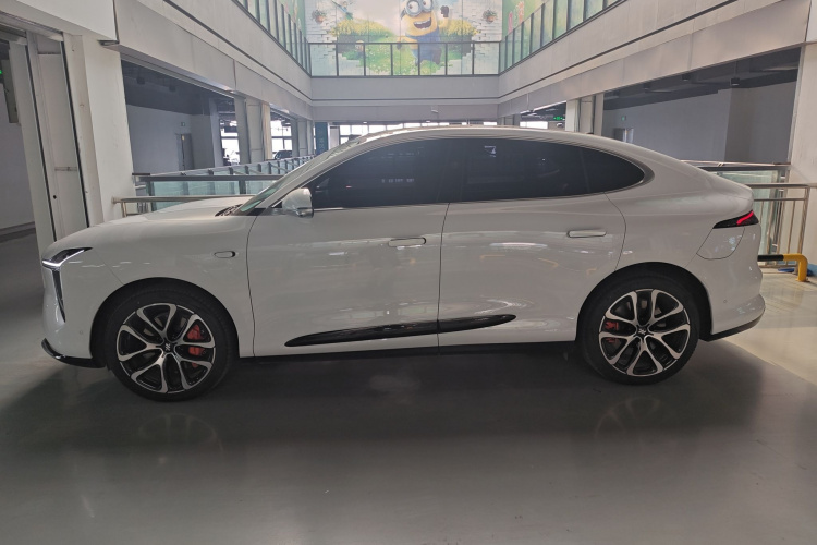 智己汽车 智己LS6 2026款 纯电 Max车身外观4