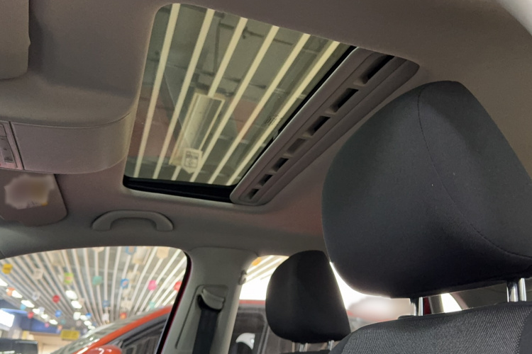 大众 Polo 2016款 1.6L 自动舒适型局部细节16