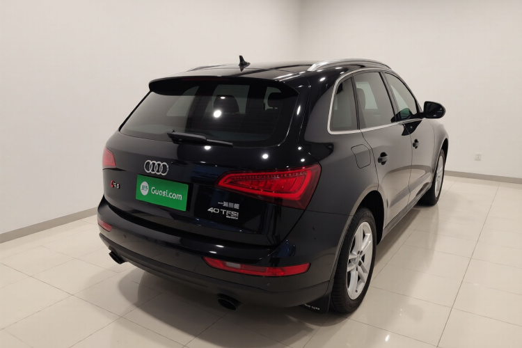 奥迪Q5 2013款 40 TFSI 舒适型车身外观7