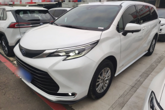 丰田 赛那SIENNA 2023款 2.5L混动 舒适版