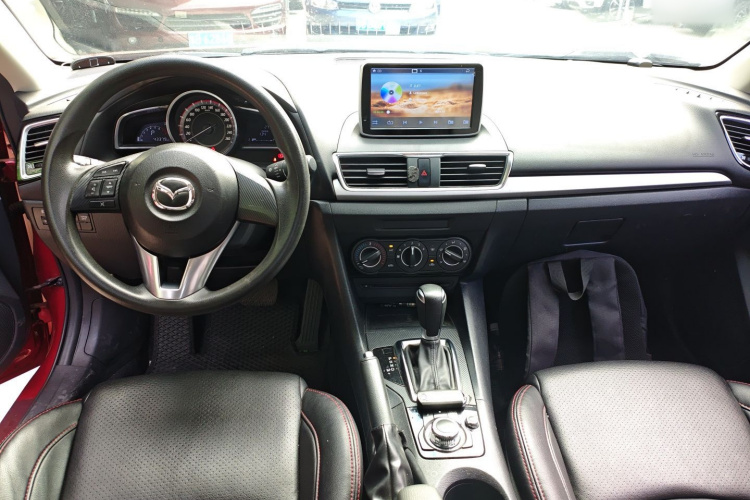 马自达3 昂克赛拉 2016款 三厢 1.5L 自动舒适型中控内饰7002