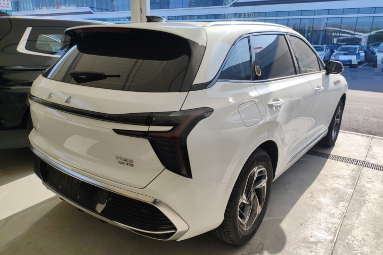 红旗HS3 2023款 1.5T 两驱善为版车身外观7