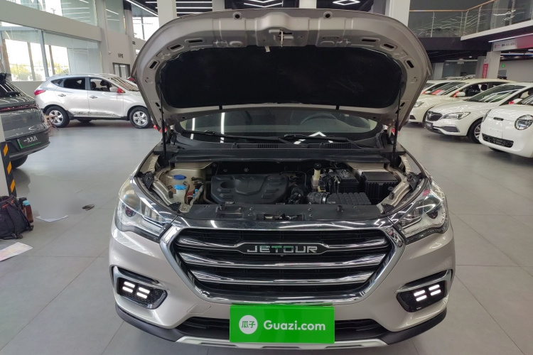 捷途X90 2019款 1.5T 手动智享型 5座 国V机舱底盘24