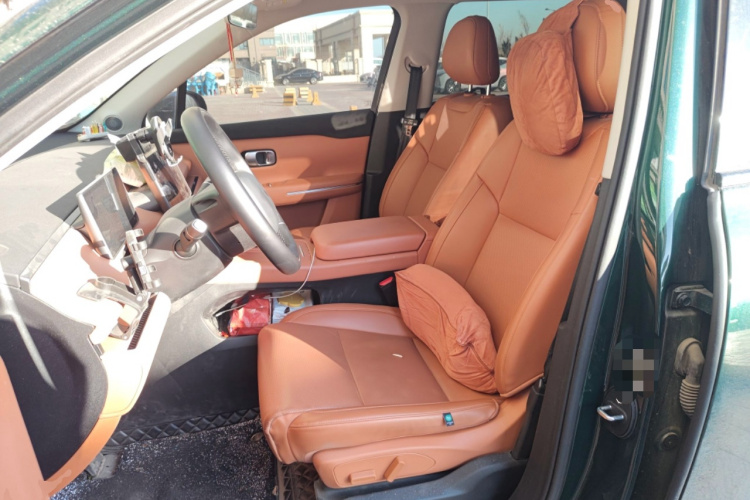 零跑汽车 零跑C16 2024款 增程 200激光雷达版中控内饰19