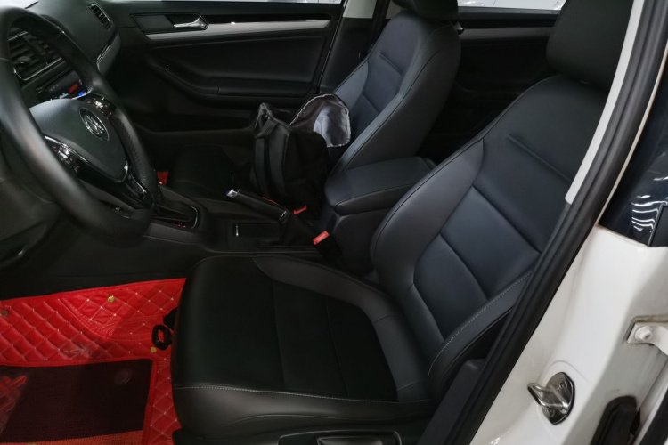 大众 速腾 2017款 1.6L 自动舒适型局部细节19