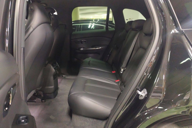 蔚来ES6 2020款 420KM 运动版中控内饰7004