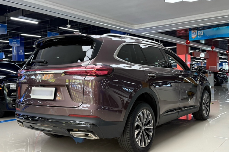 别克 2024款 昂科威Plus 28T 四驱尊享版车身外观6004