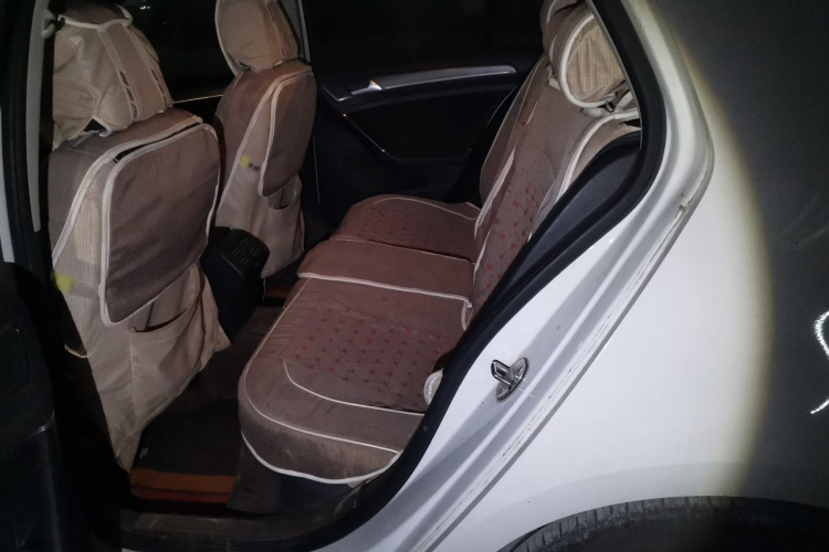 大众 高尔夫 2015款 1.6L 自动舒适型中控内饰21