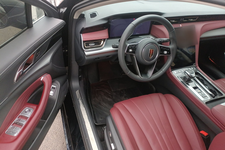 红旗H5 2023款 2.0T 自动智联旗畅版中控内饰7003