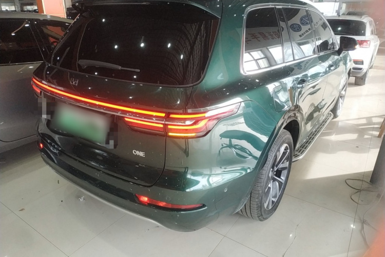 理想汽车 理想ONE 2021款 增程6座版车身外观7