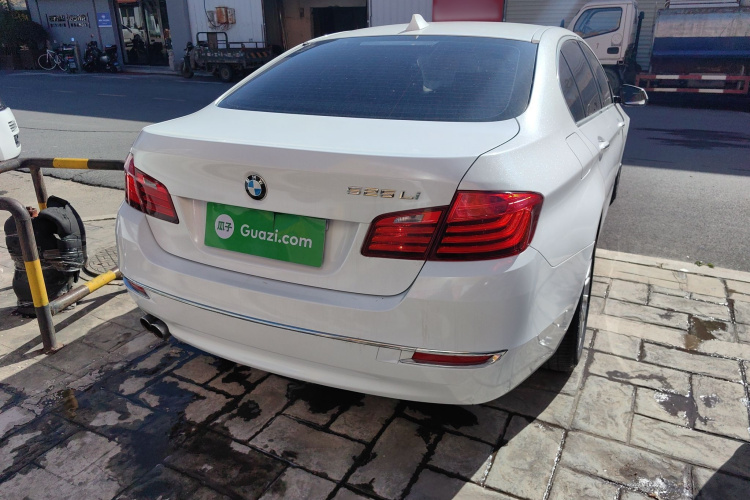 宝马5系 2017款 525Li 豪华设计套装车身外观6005