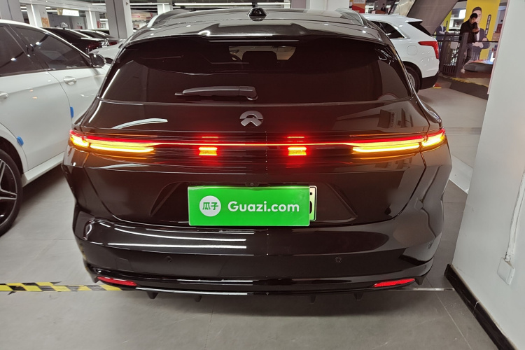 蔚来ET5T 2025款 冠军纪念版 75kWh Touring车身外观6