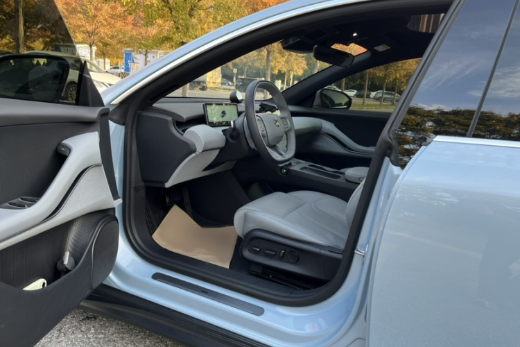 蔚来ET5T 2023款 75kWh Touring局部细节19