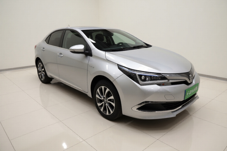 丰田 卡罗拉 2016款 双擎 1.8L E-CVT精英版车身外观3