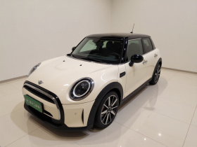 MINI 2023款 1.5T COOPER 艺术家 五门版