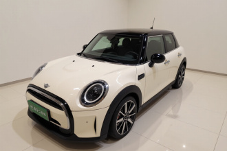 MINI 2023款 1.5T COOPER 艺术家 五门版