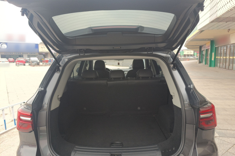 荣威RX5 2023款 PLUS 330TGI 自动领潮智惠版局部细节23