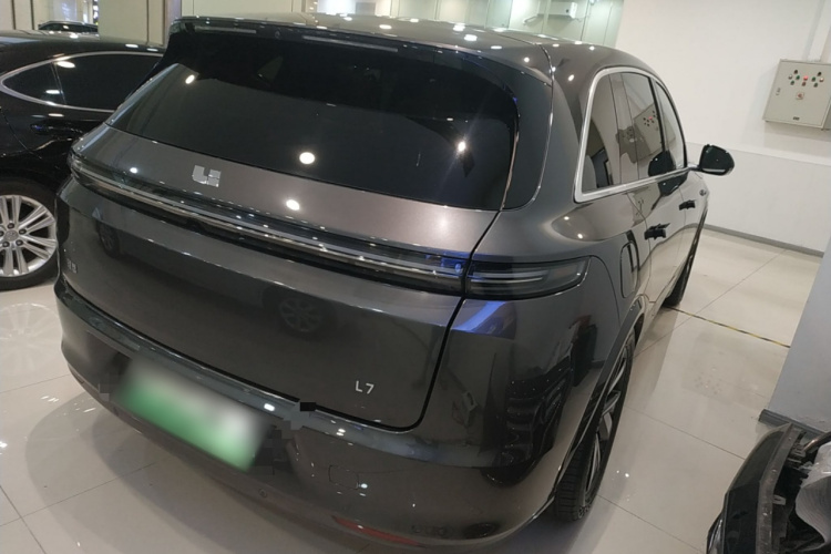 理想汽车 理想L7 2023款 Pro车身外观7