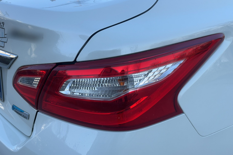 日产 天籁 2016款 改款 2.0L XL舒适版车身外观6011