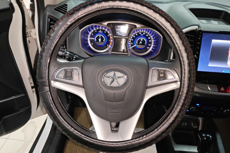 江汽集团 瑞风S3 2014款 1.5L CVT豪华智能型中控内饰13