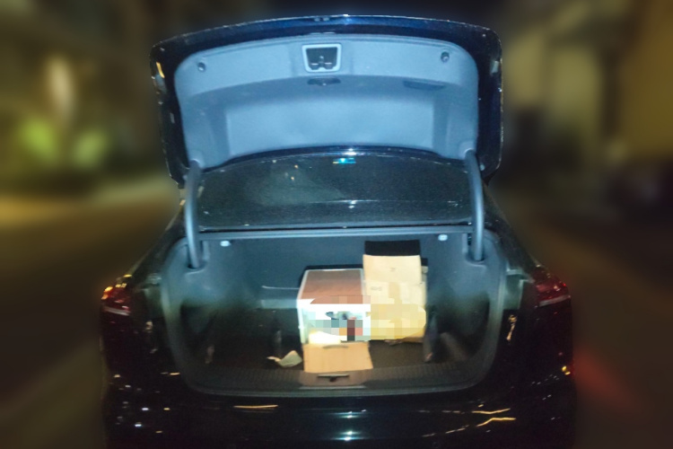 红旗H5 2024款 2.0T 自动智联旗畅版中控内饰23